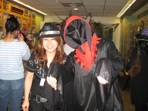 Halloween party 2.jpg